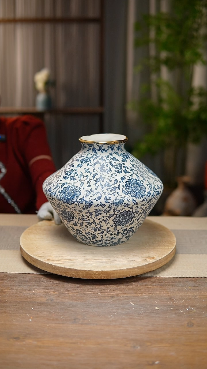 【闪购商品】陶瓷 花器青花瓷缠枝莲飞碟