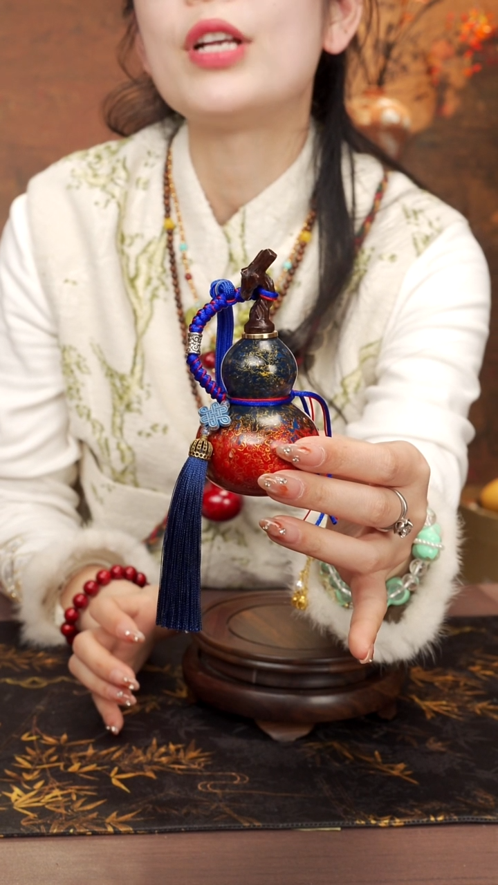 134--大漆开口小葫芦----178