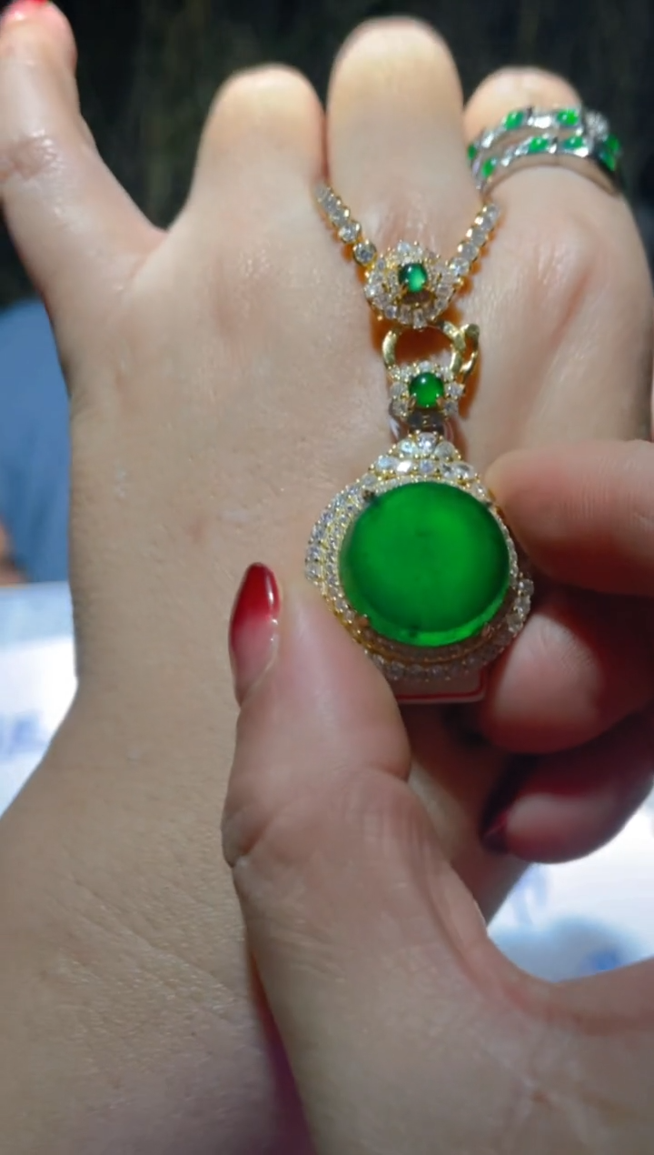 【闪购商品】定制翡翠未镶嵌天然A货翡翠（多样性发货拍一件发件）