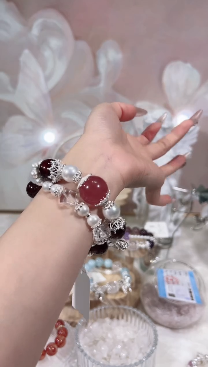 【闪购商品】水晶手链未镶嵌天然水晶默认微瑕 多样性发货发其一