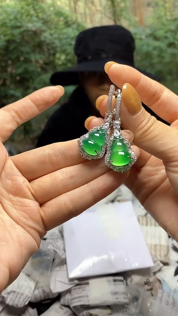 满色吊坠 所见即所得！！