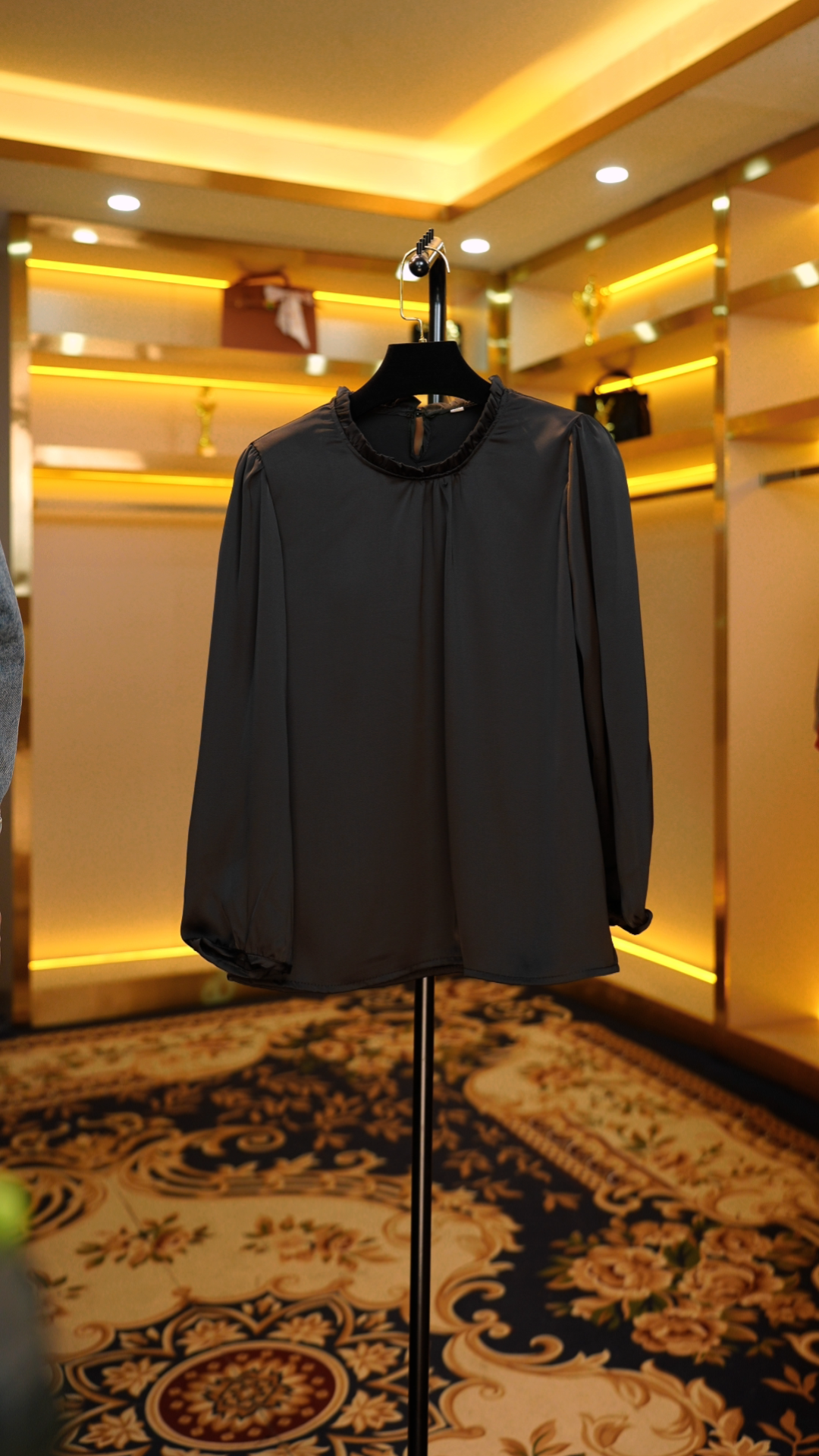 L3003-3新款黑色中高端气质小衫上衣