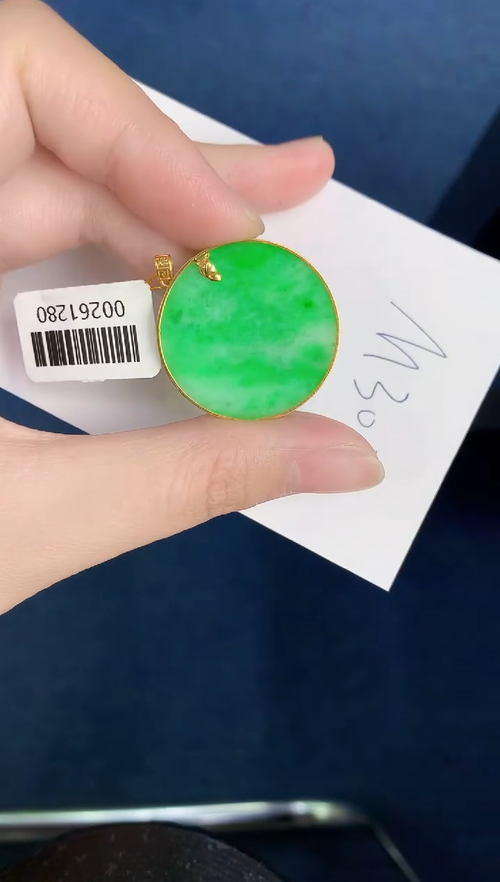 【闪购商品】翡翠颈饰18K金镶嵌0000000000