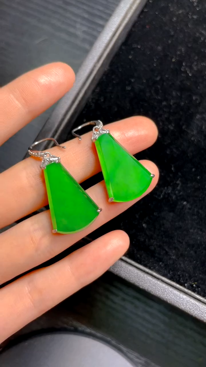 【闪购商品】翡翠颈饰银S925镶嵌耳饰