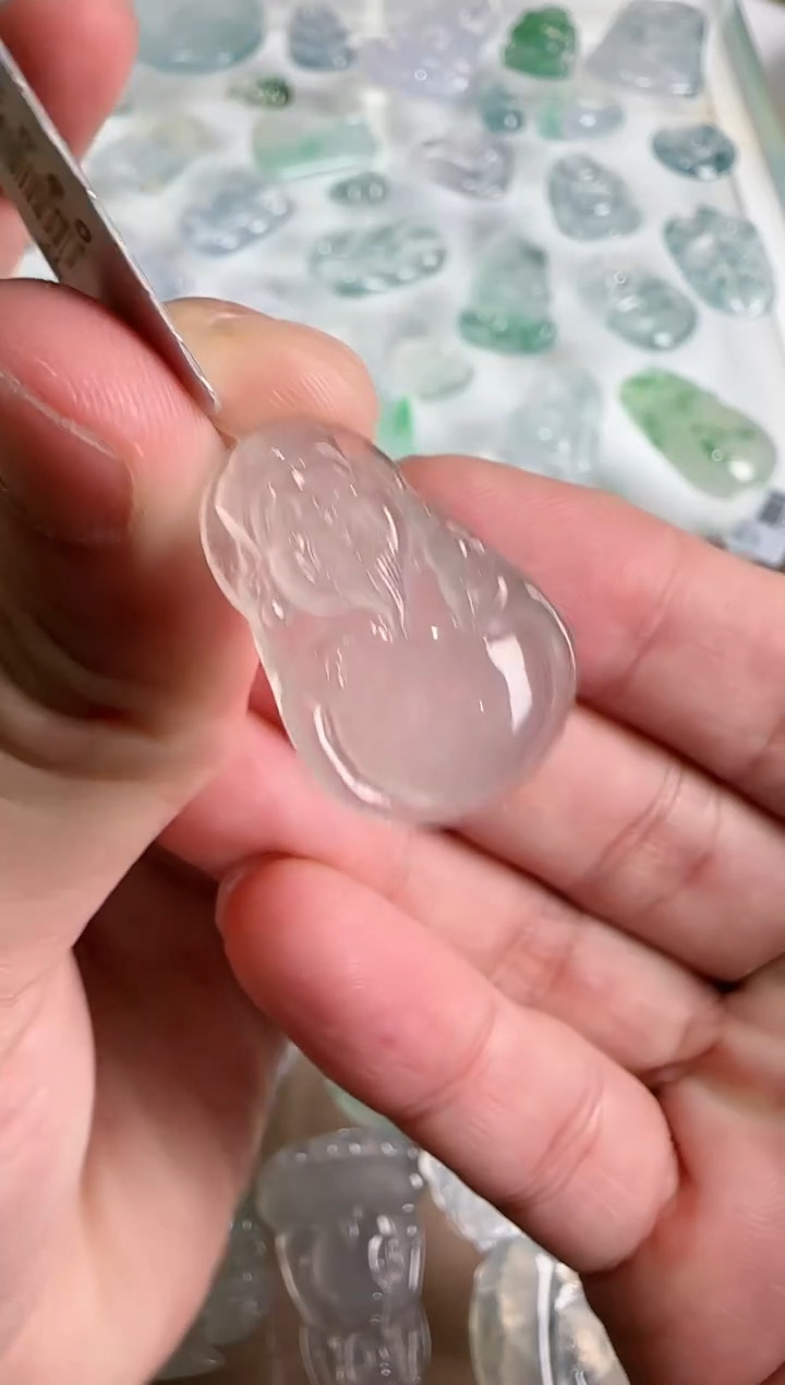 【闪购商品】翡翠吊坠(不含链)未镶嵌··