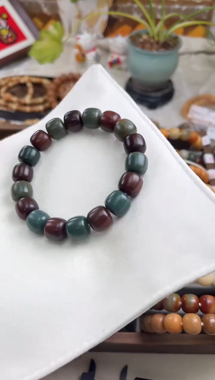 手串菩提根/象牙果梨***风x671 卡13.5 干磨糖壳微瑕