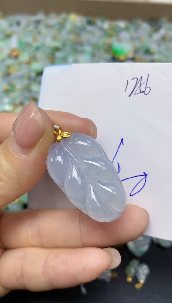 【闪购商品】翡翠挂件18K金镶嵌 天然翡翠A货