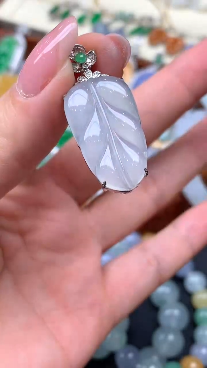 【闪购商品】翡翠颈饰18K金镶嵌17-天然翡翠