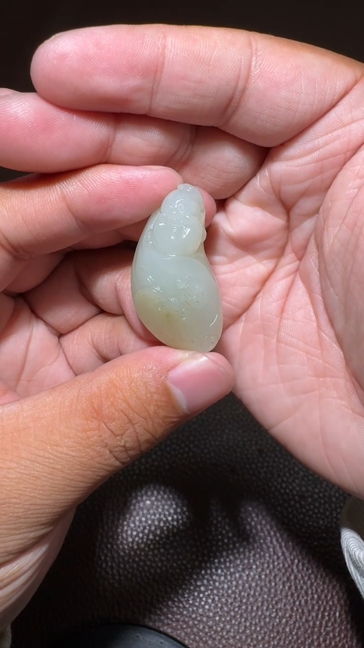 未镶嵌和田玉挂件和田玉