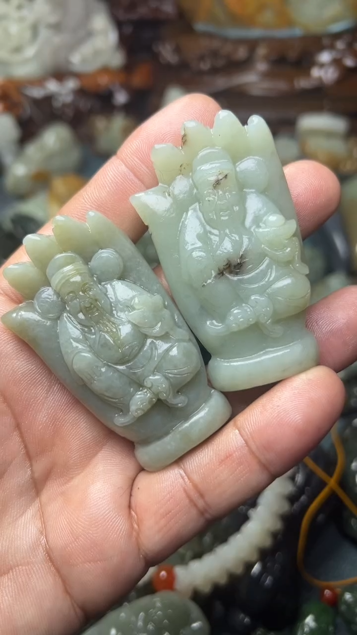 未镶嵌和田玉把件2