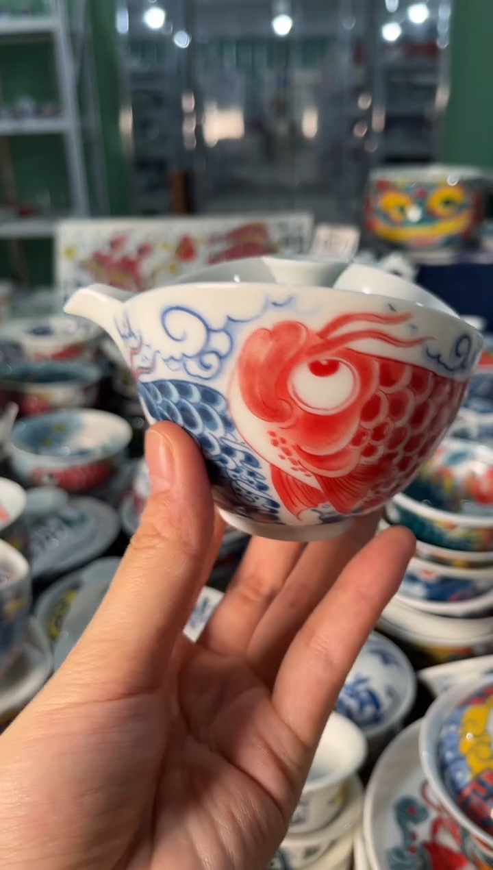 陶瓷昨明景德镇陶瓷：宝瓶