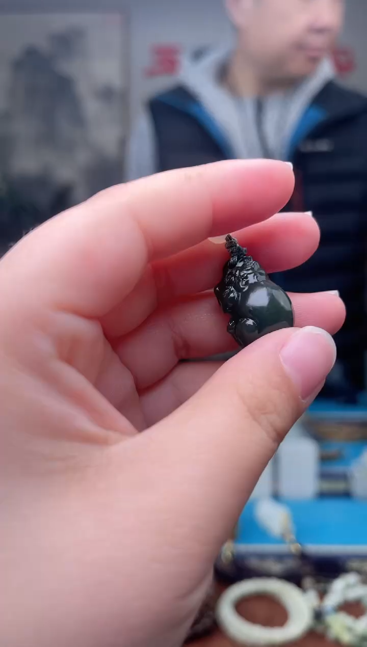 【闪购商品】和田玉未镶嵌挂件1