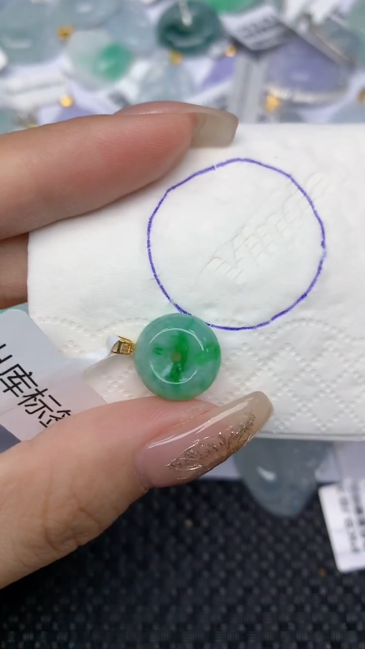 颈饰18K金镶嵌翡翠天然缅甸翡翠a货百元以上9元证书费自理