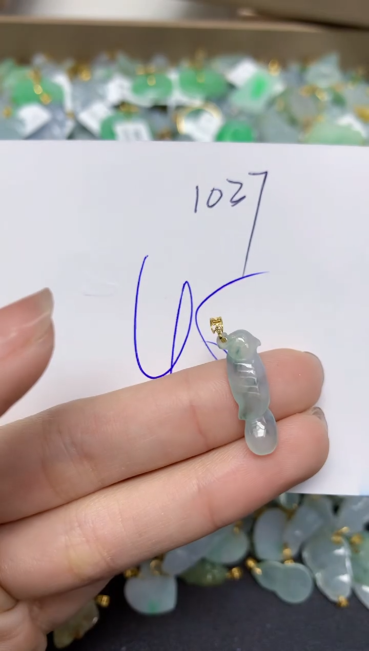 【闪购商品】翡翠颈饰18K金镶嵌天然翡翠A货