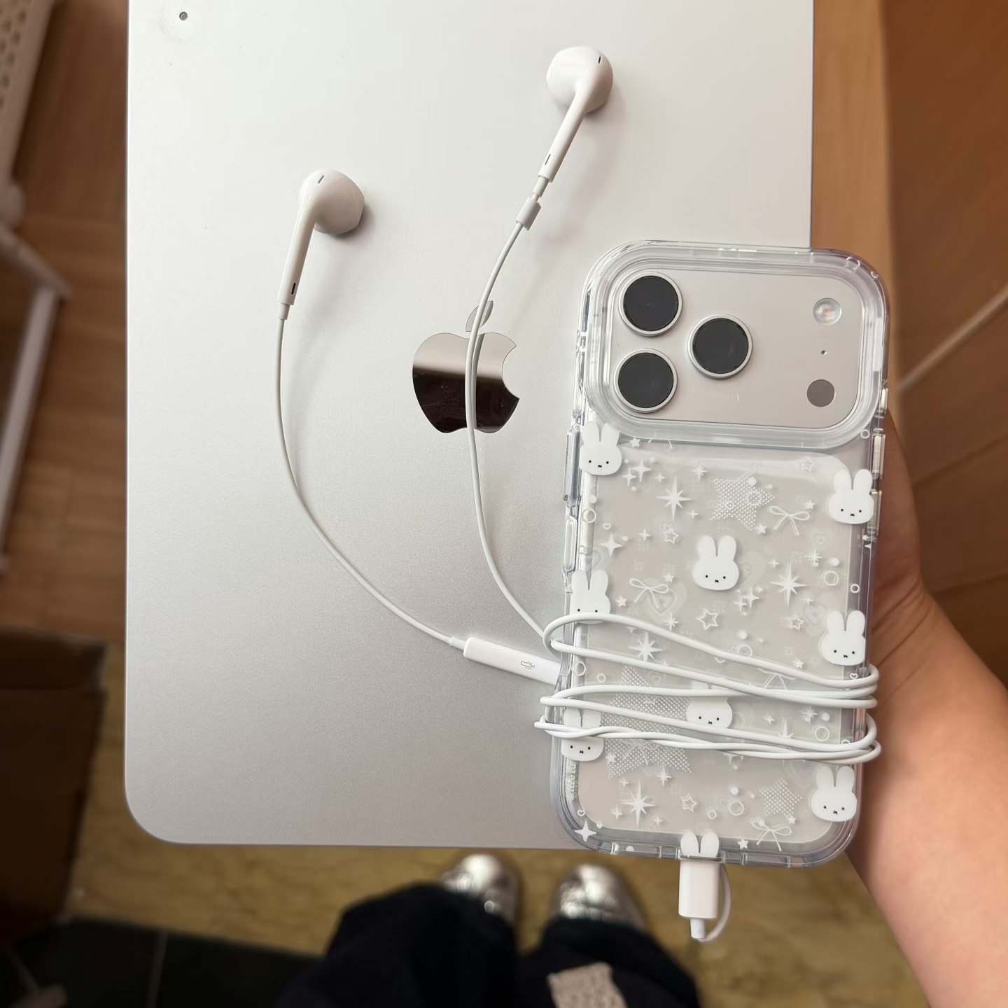 镭射爱心米菲适用苹果17手机壳13/14卡通iPhone16/INS风17P网红