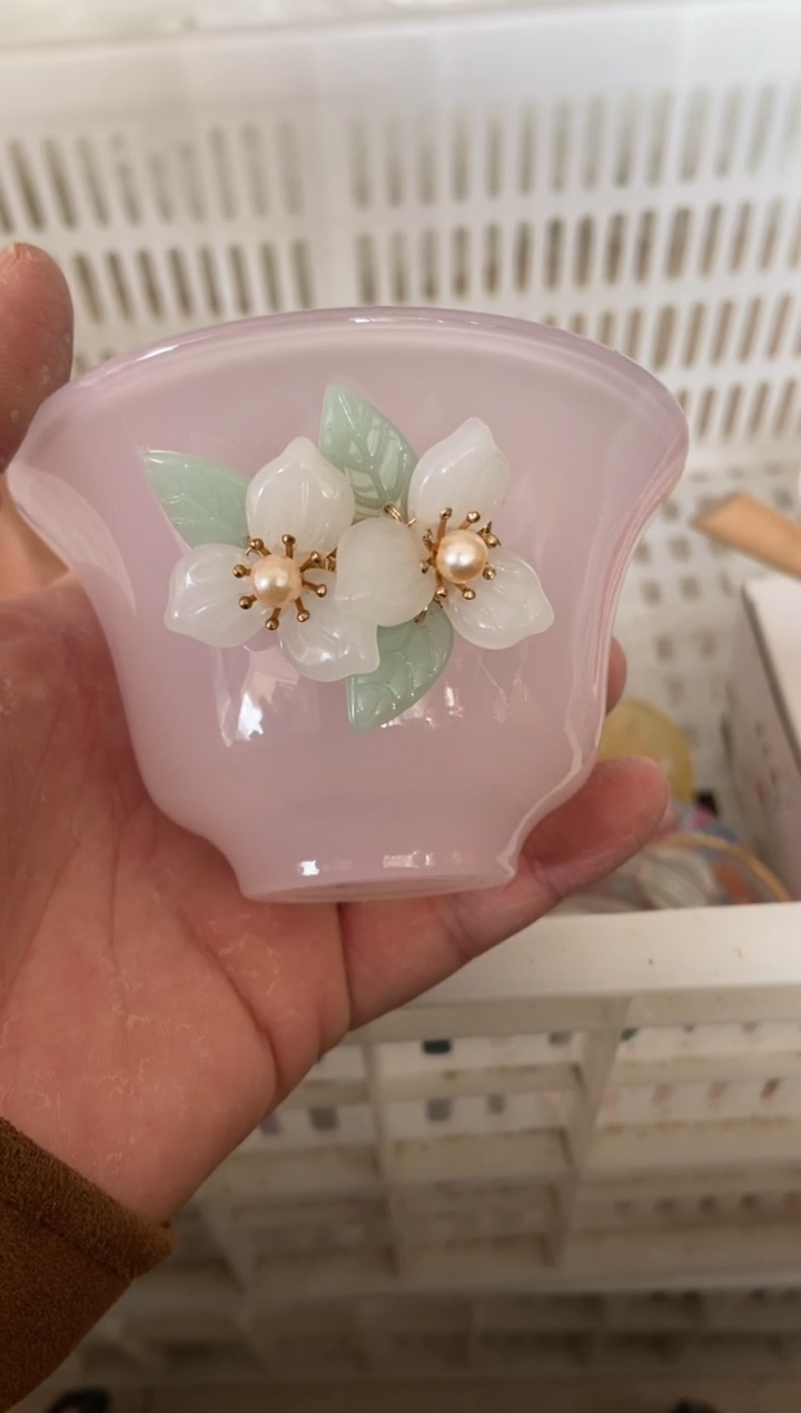 杯无运费险有瑕疵的摄影的产品有使用过的痕迹有点脏介意勿拍