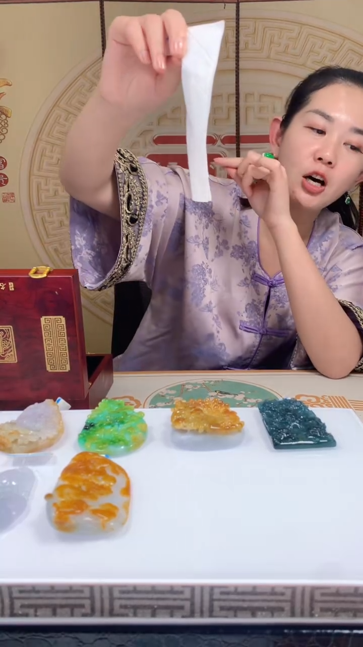 定制翡翠未镶嵌1033hn-毛货挂件