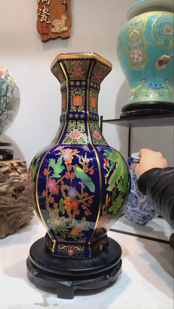 【闪购商品】景德镇陶瓷花瓶摆件1