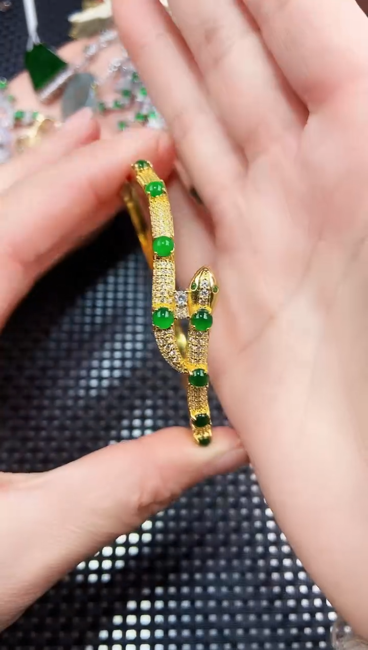 【闪购商品】翡翠手镯未镶嵌11111111