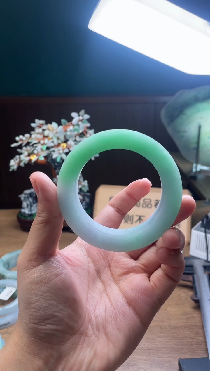 【闪购商品】定制翡翠手镯未镶嵌 定制