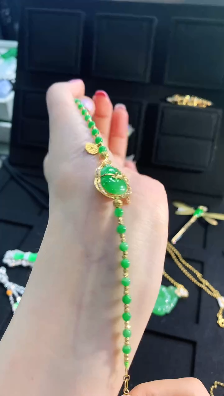 【闪购商品】翡翠手链18K金镶嵌手饰