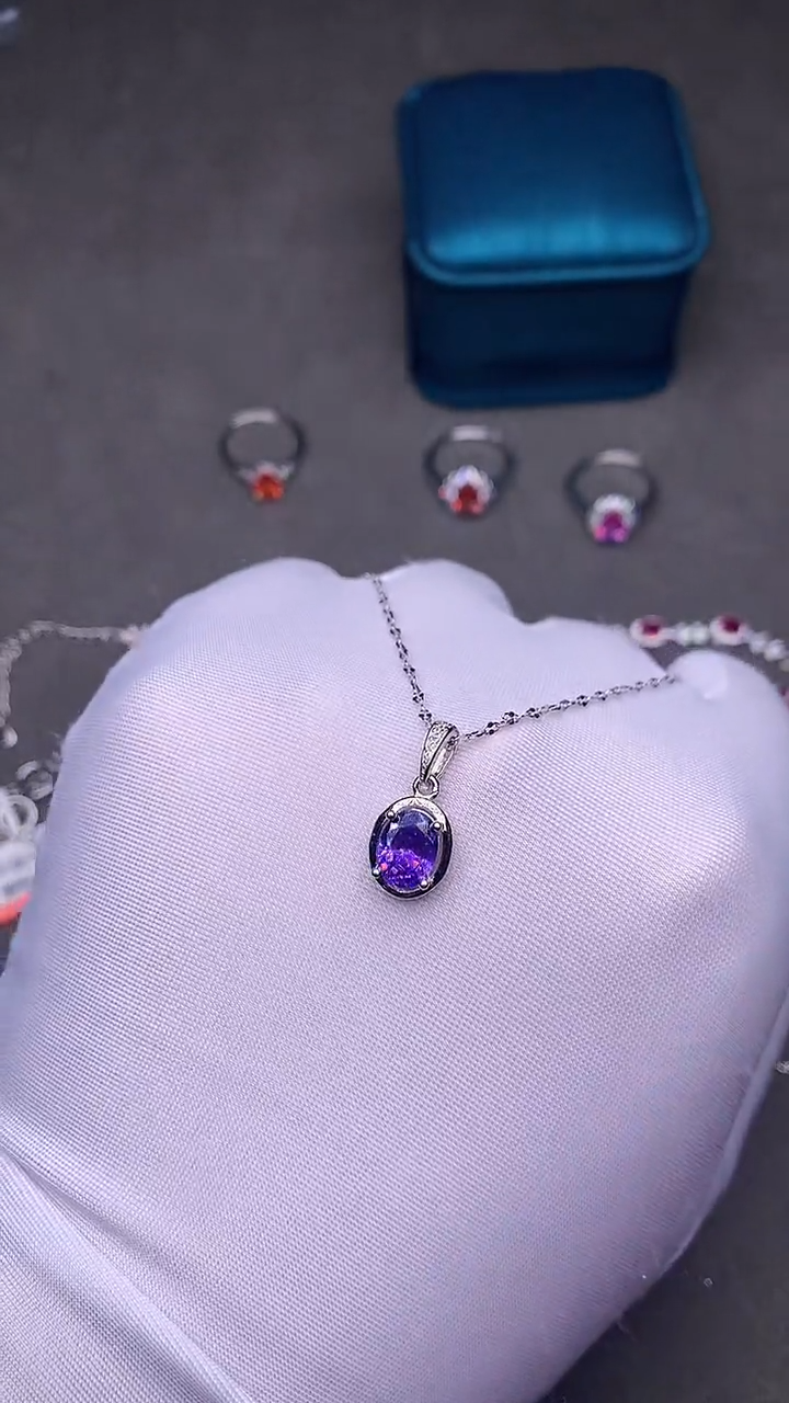 【闪购商品】彩色蓝宝石颈饰银S925镶嵌·····