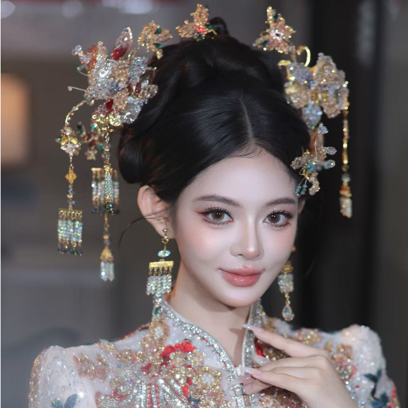 z8364新娘头饰气质简单金色簪子婚礼宫廷大气