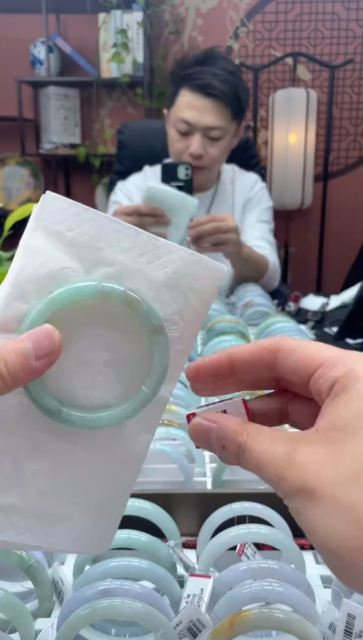 未镶嵌手镯翡翠6201******