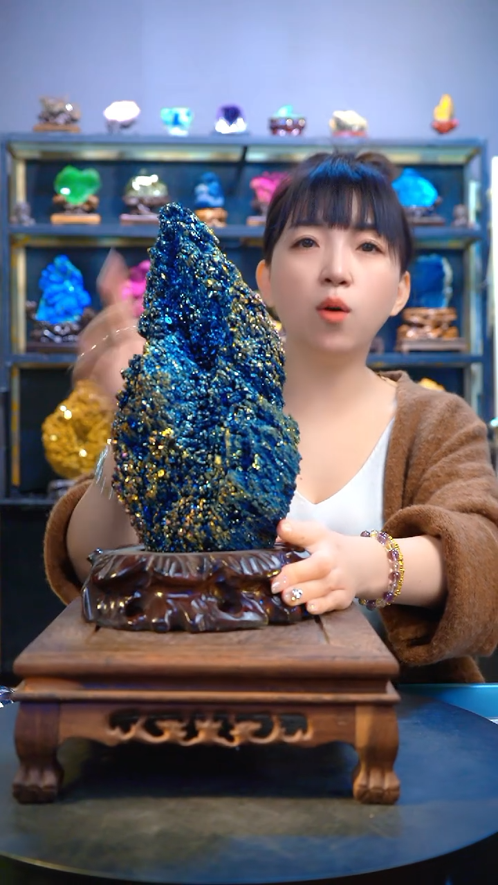 石材精品矿物晶体摆件