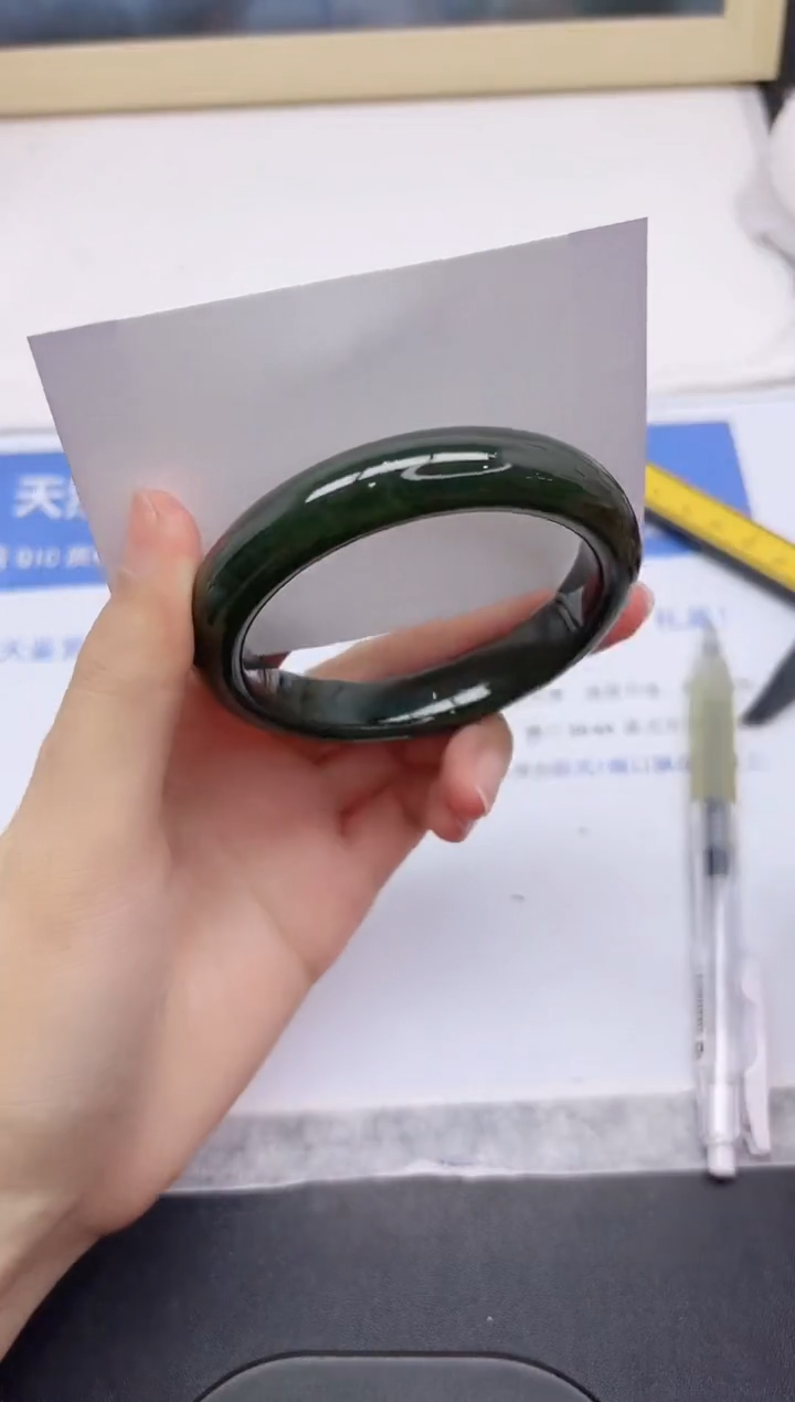 和田玉手镯未镶嵌202-57.4