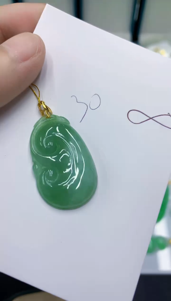 颈饰未镶嵌翡翠翡翠