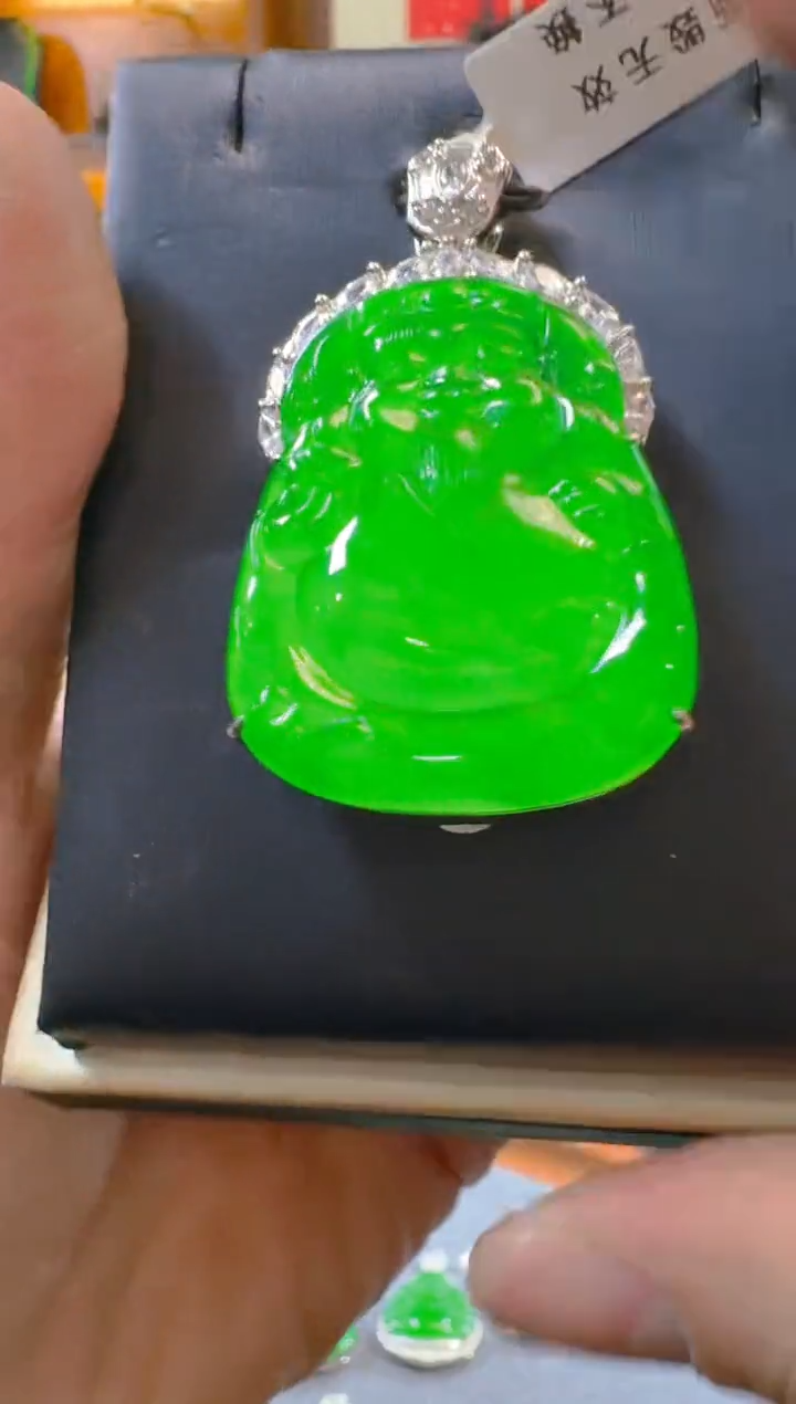 吊坠(赠链)银S925镶嵌翡翠天然A货翡翠