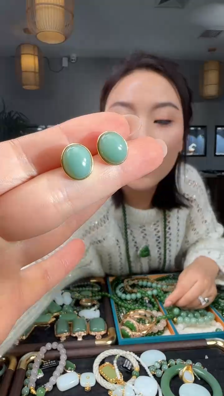 银S925镶嵌和田玉耳饰1