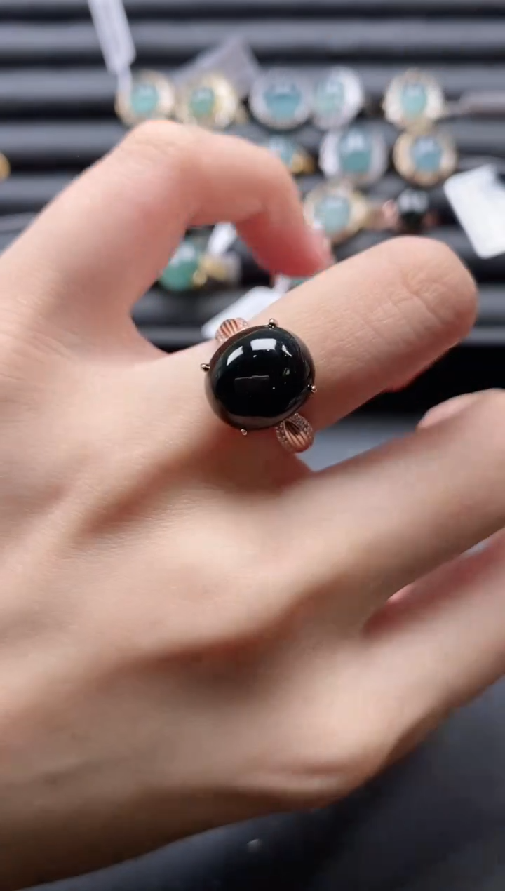 【闪购商品】翡翠戒指银S925镶嵌51511