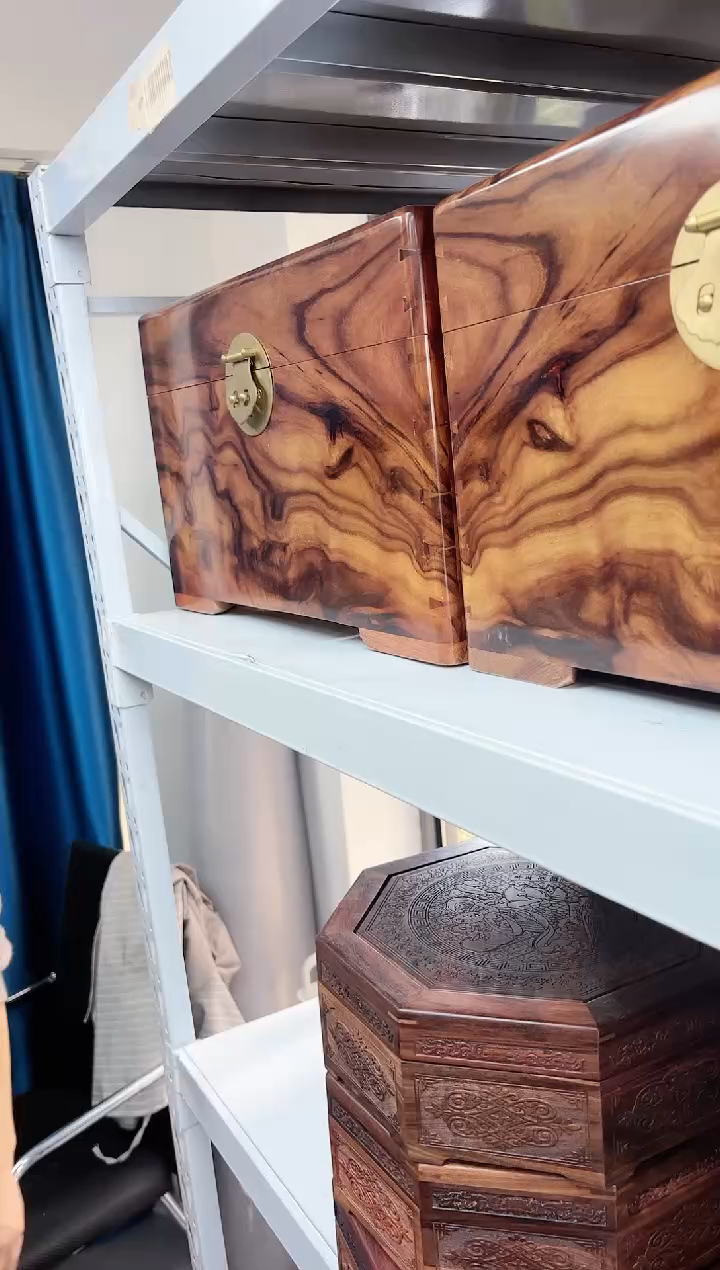 【闪购商品】香樟木樟木箱一对