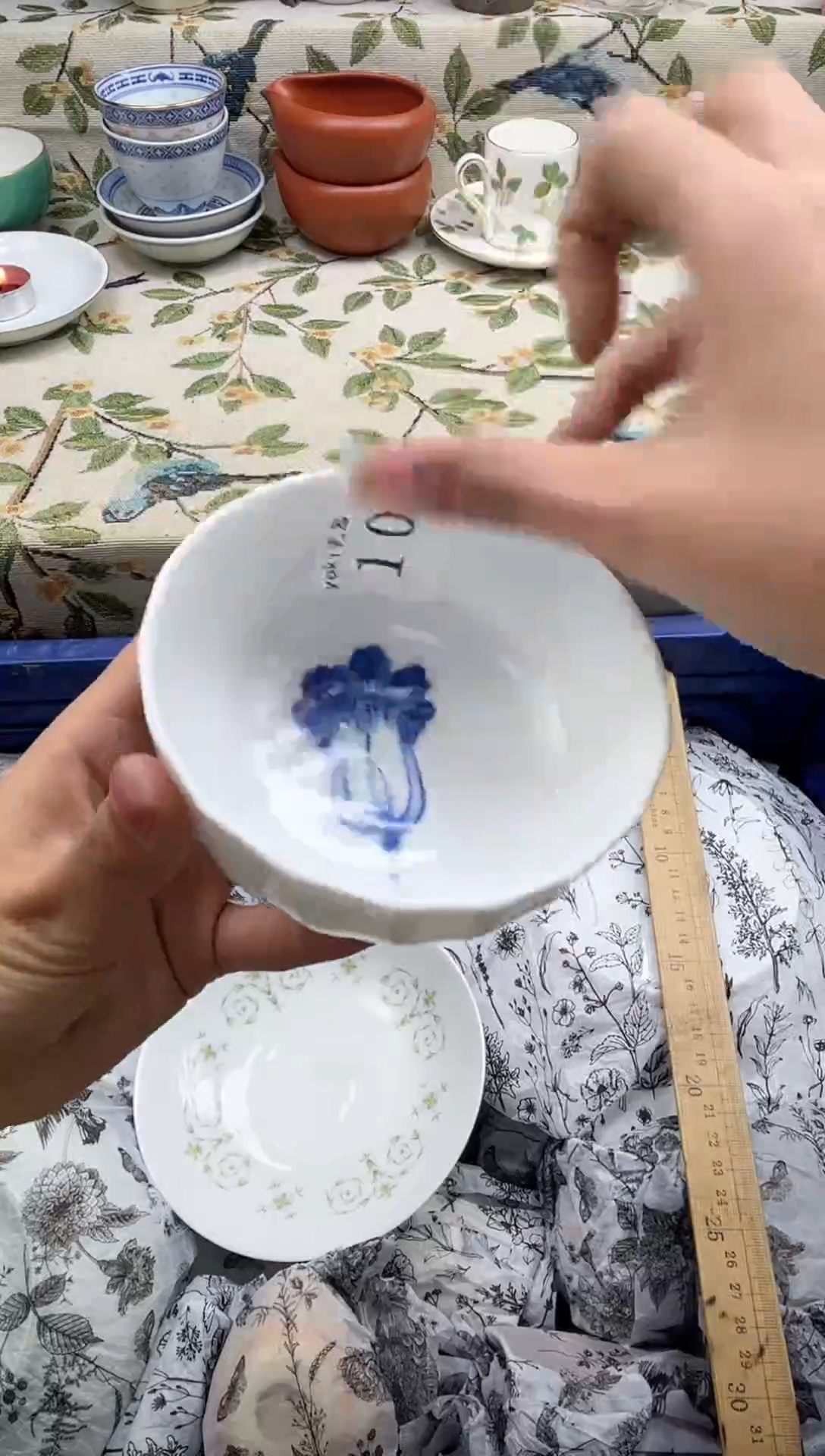 瓷片鸟**香       105