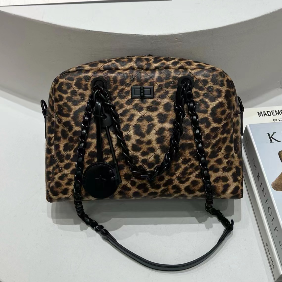 ZT-D7026-优雅豹纹  小香风气质条纹设计师韩版斜跨轻奢女包