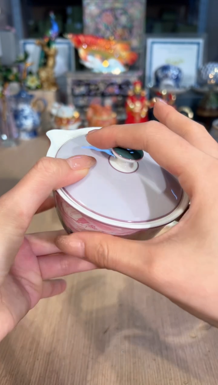 【闪购商品】杯70油画宝瓶         