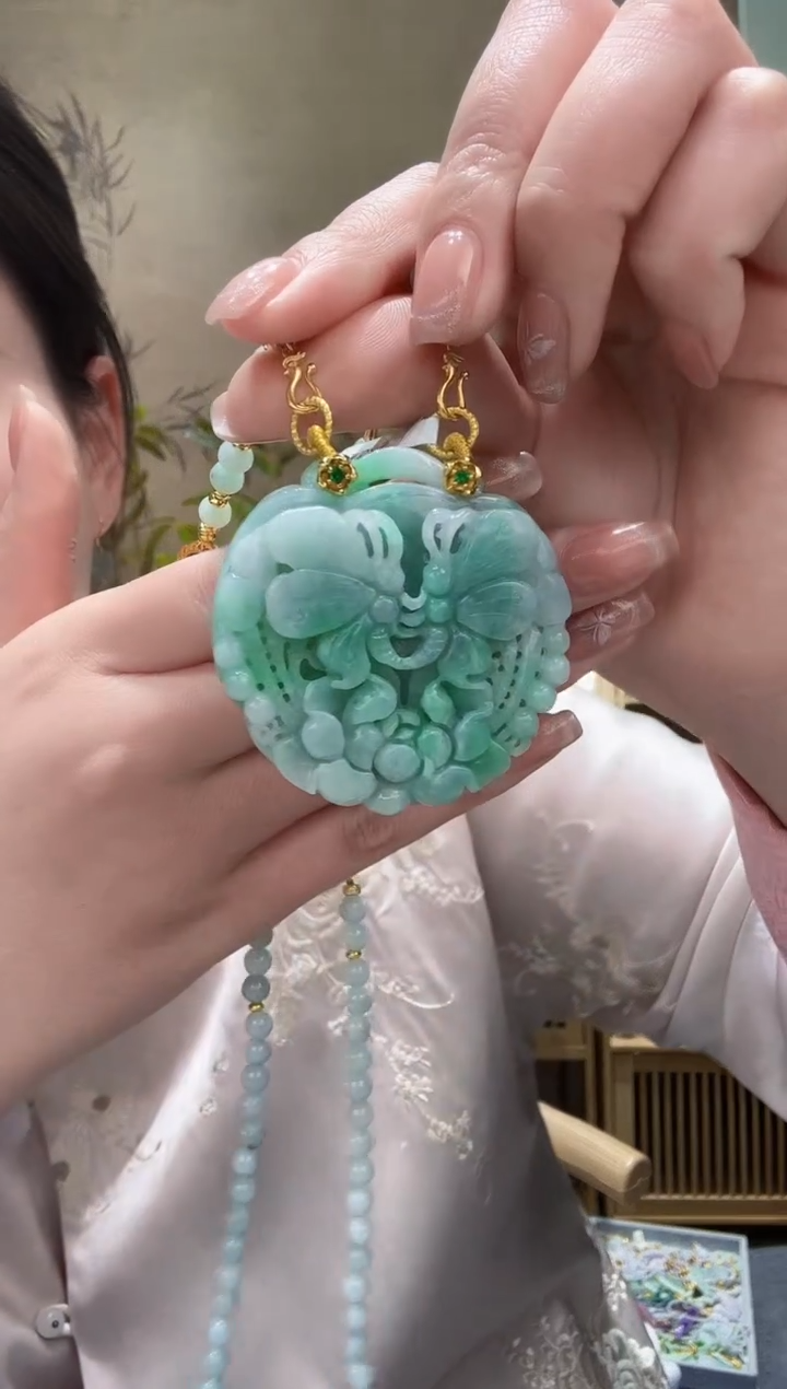 【闪购商品】翡翠颈饰未镶嵌吊坠