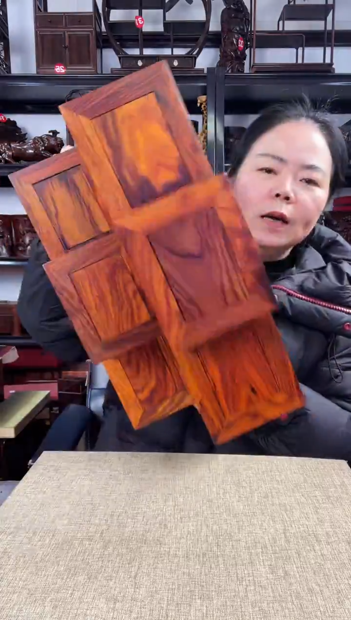 木331老李红木工艺品