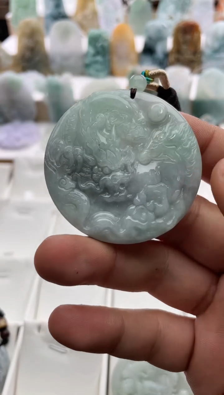 【闪购商品】翡翠颈饰未镶嵌..../1/15/122