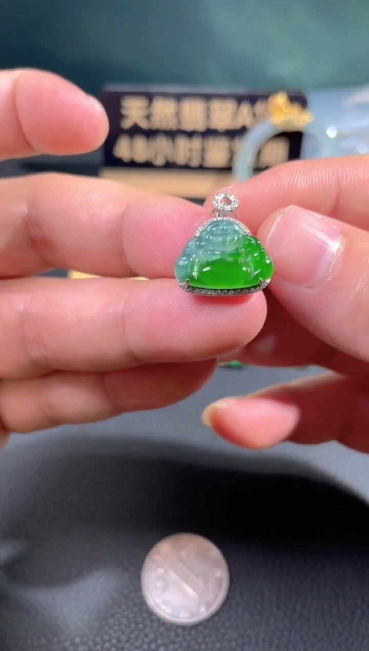 【闪购商品】翡翠颈饰18K金镶嵌翡翠