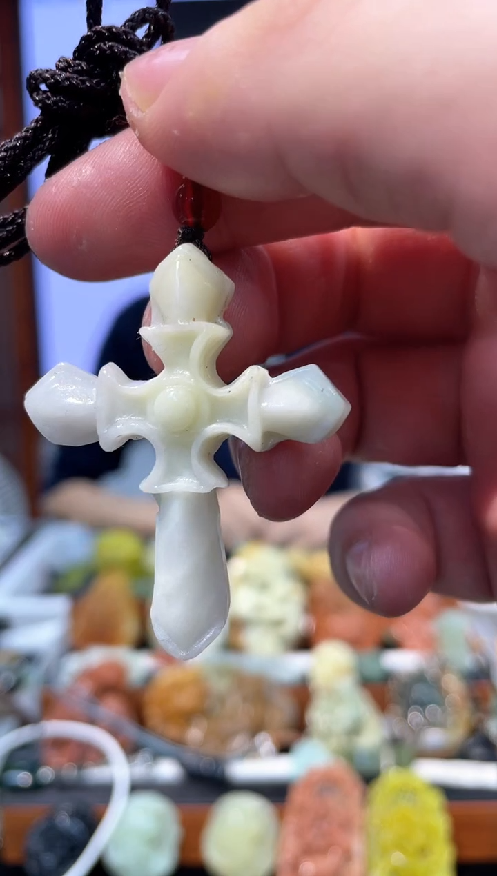 【闪购商品】岫玉吊坠未镶嵌·