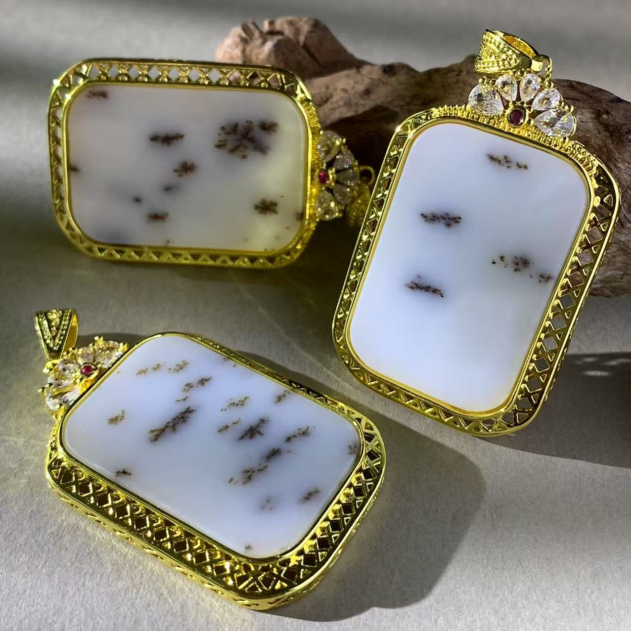 HT4698-和田玉无事牌吊坠-配链-多样性发其一