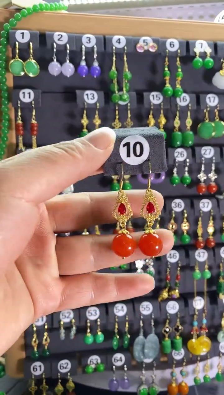 【闪购商品】南红玛瑙耳饰银S925镶嵌10....