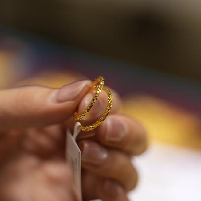 【巧玲专属】足金999龙鳞圆环耳环 经典时尚百搭 1.76