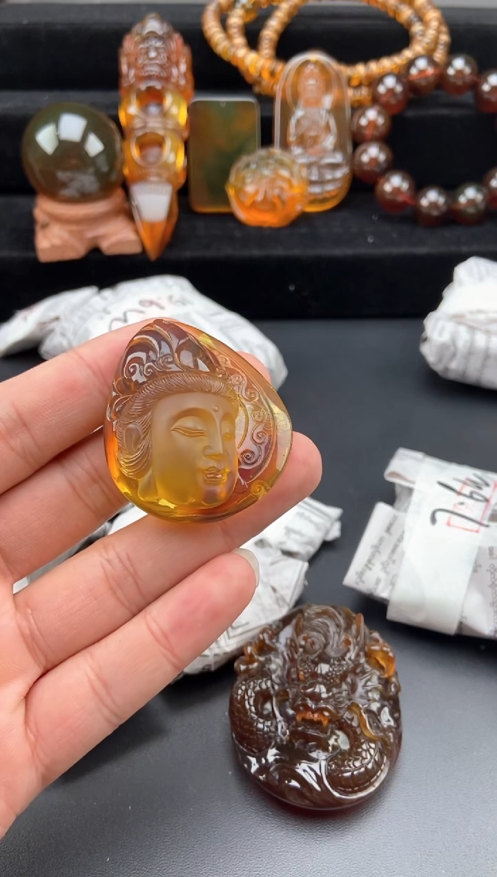 【闪购商品】琥珀颈饰未镶嵌观音吊坠