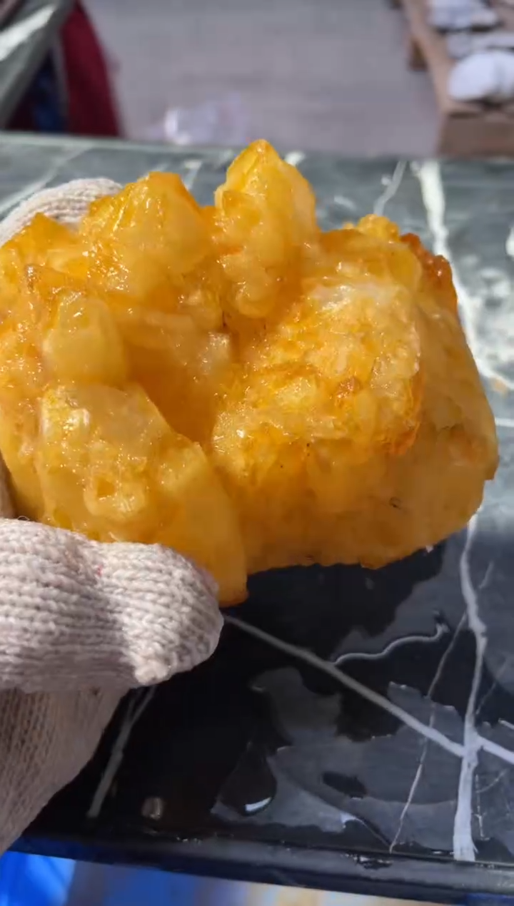 【闪购商品】黄晶原石未镶嵌天然黄水晶原石摆件