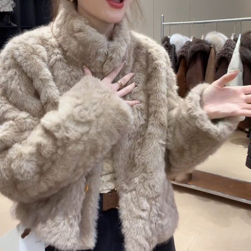 冬季新款复古立领洋气时尚纽扣毛毛短款外套上衣LK2508723