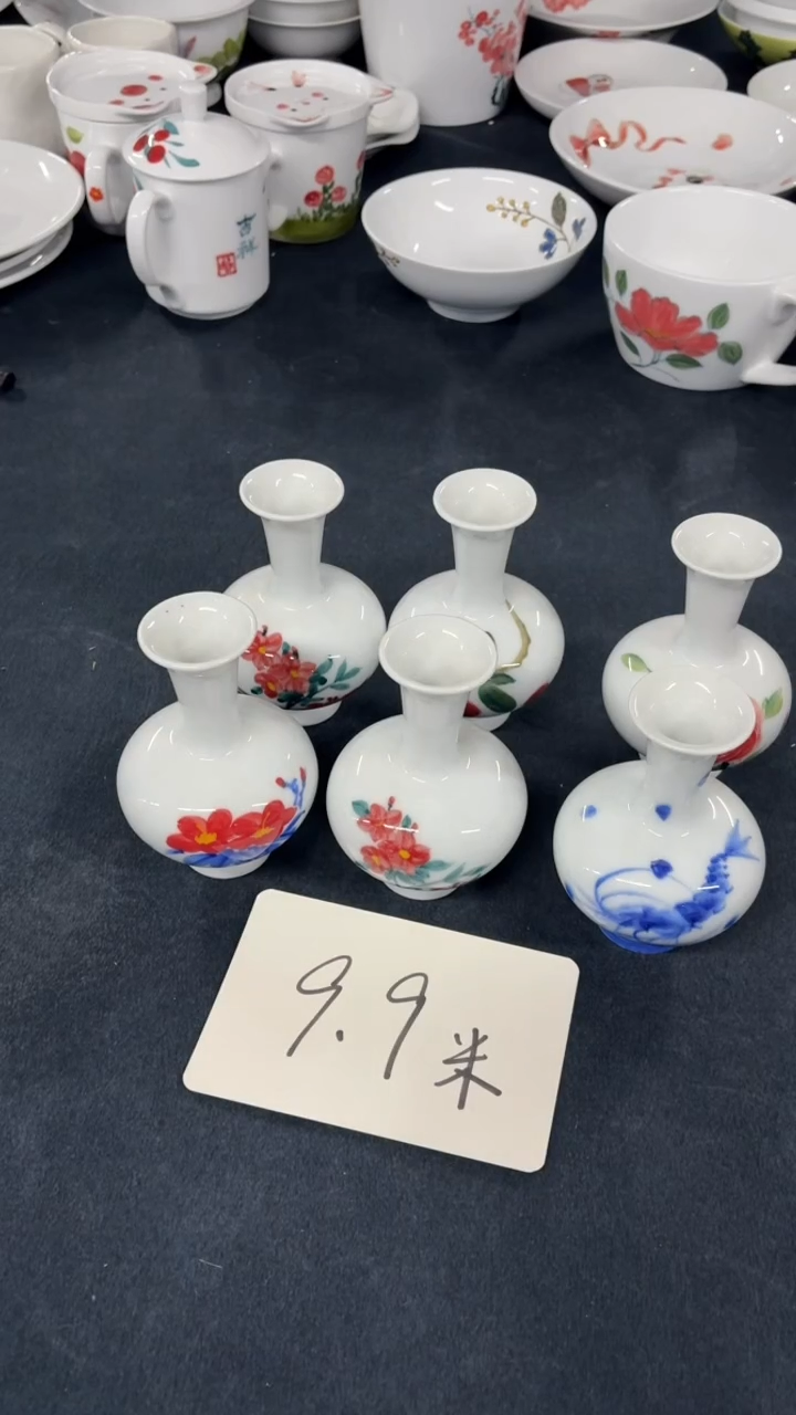 景德镇手绘釉中彩（食品级）花瓶1个【不固定画片】